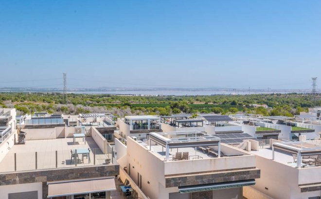 Resale - Villa -
Orihuela Costa - Costa Blanca
