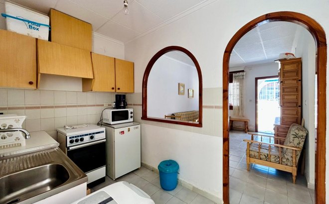 Resale - Bungalow -
Torrevieja - Costa Blanca