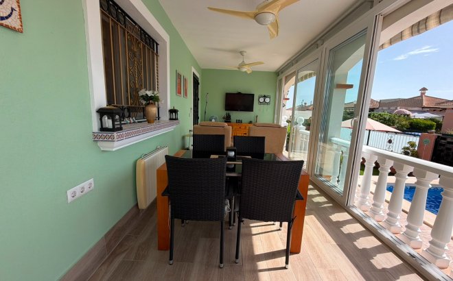 Resale - Villa -
Los Montesinos - Costa Blanca