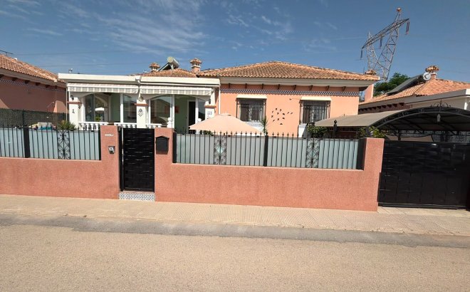 Resale - Villa -
Los Montesinos - Costa Blanca