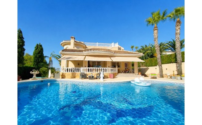 Resale - Villa -
Ciudad Quesada - Costa Blanca