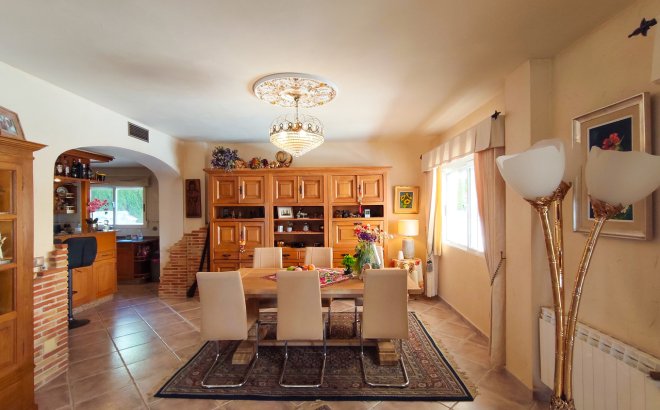 Resale - Villa -
Ciudad Quesada - Costa Blanca