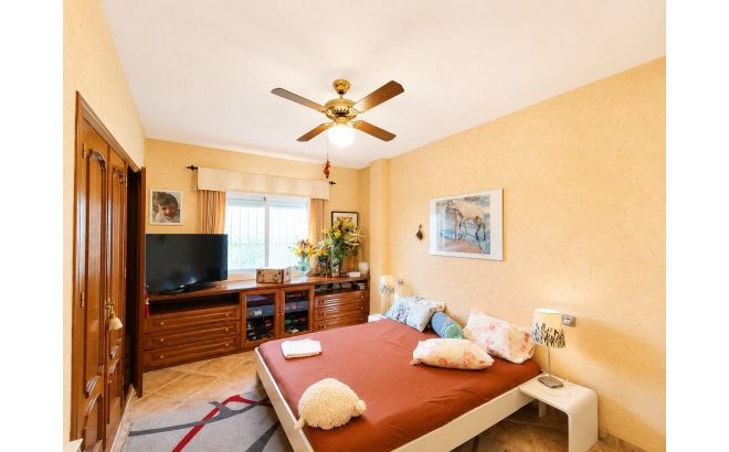 Resale - Villa -
Ciudad Quesada - Costa Blanca