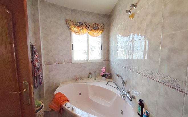 Resale - Villa -
Ciudad Quesada - Costa Blanca