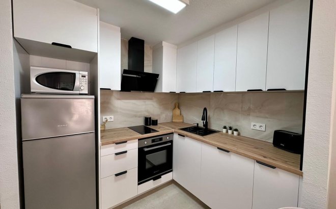 Resale - Apartment -
Torrevieja - Habaneras