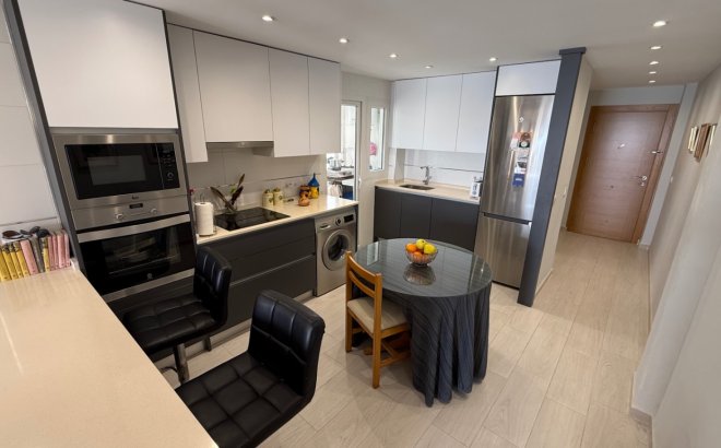Resale - Apartment -
Torrevieja - Costa Blanca
