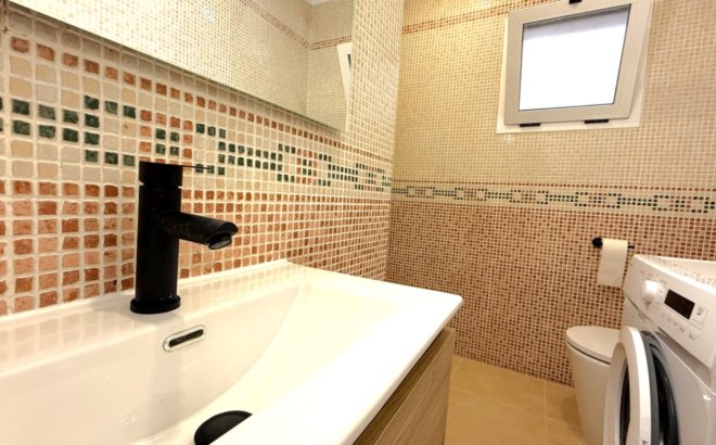 Resale - Apartment -
Torrevieja - Costa Blanca