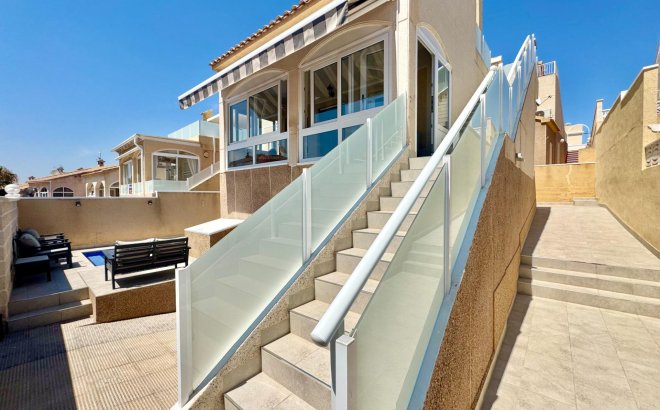 Revente - Town House -
Orihuela Costa - La Florida