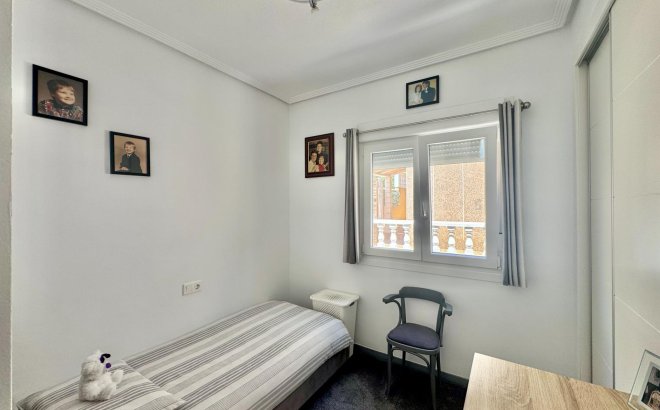Revente - Town House -
Orihuela Costa - La Florida