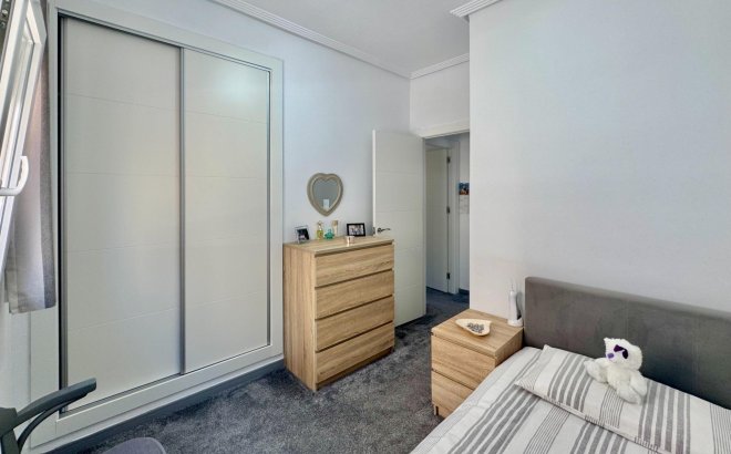 Revente - Town House -
Orihuela Costa - La Florida