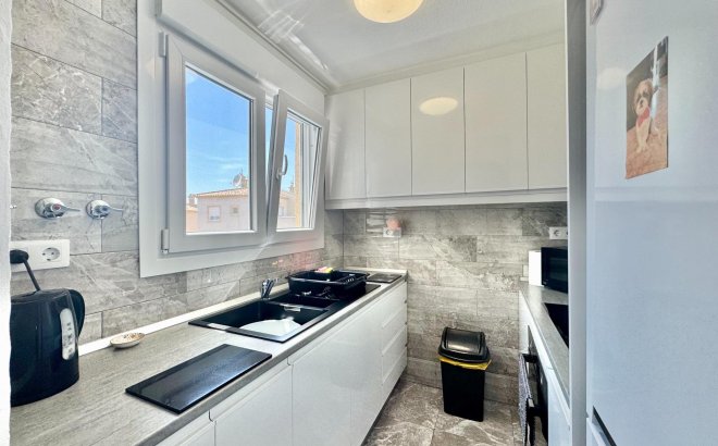Revente - Town House -
Orihuela Costa - La Florida