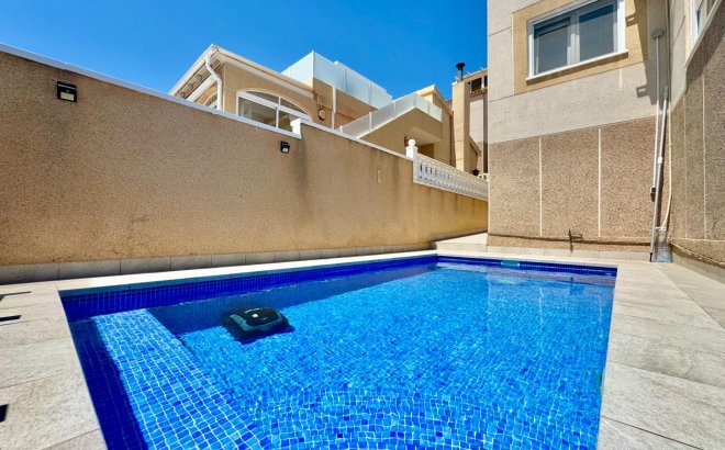 Revente - Town House -
Orihuela Costa - La Florida