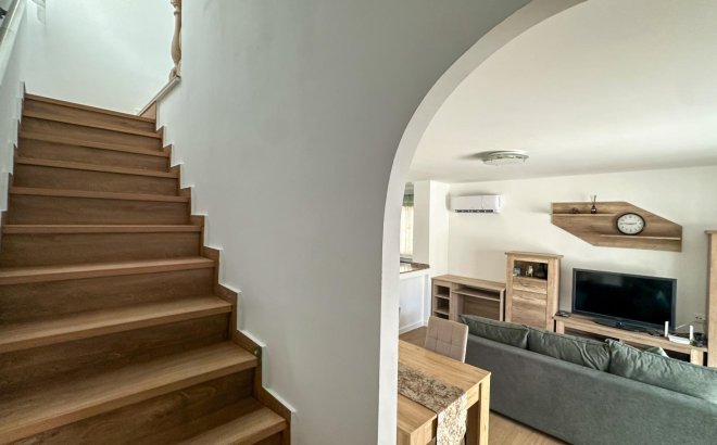 Herverkoop - Town House -
San Miguel de Salinas - El Galán