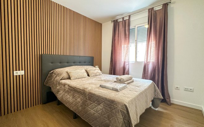 Herverkoop - Town House -
San Miguel de Salinas - El Galán