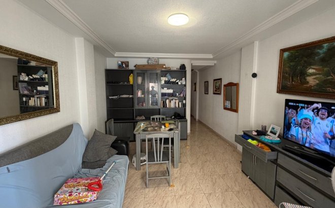 Resale - Apartment -
Torrevieja - Playa del Cura