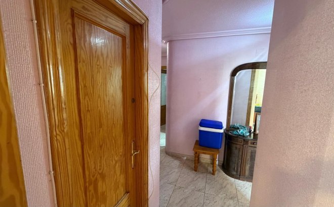 Resale - Apartment -
Torrevieja - Playa del Cura