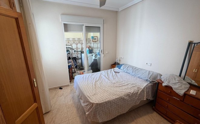 Resale - Apartment -
Torrevieja - Playa del Cura