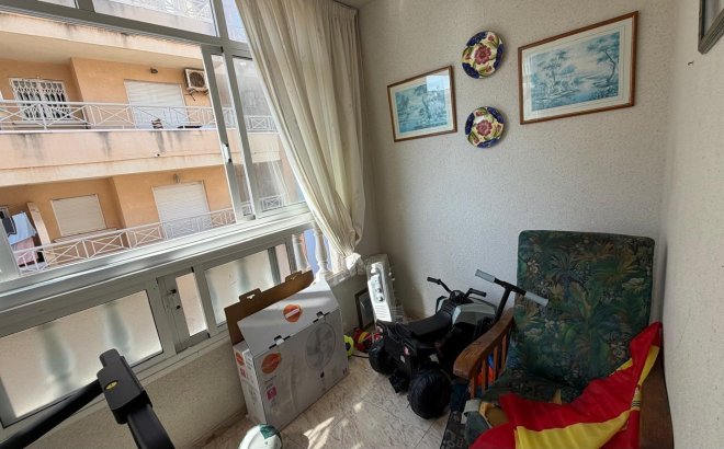 Resale - Apartment -
Torrevieja - Playa del Cura