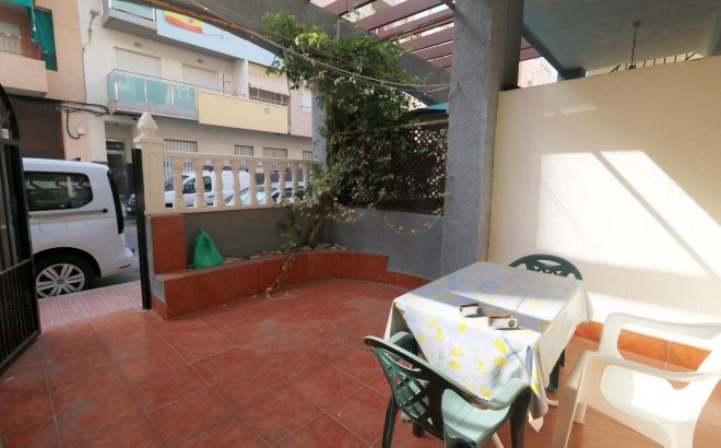 Resale - Bungalow -
Torrevieja - Acequion