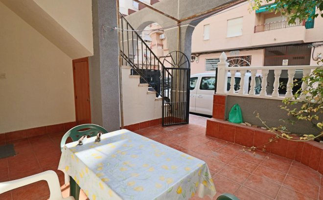 Resale - Bungalow -
Torrevieja - Acequion