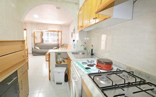 Resale - Bungalow -
Torrevieja - Acequion