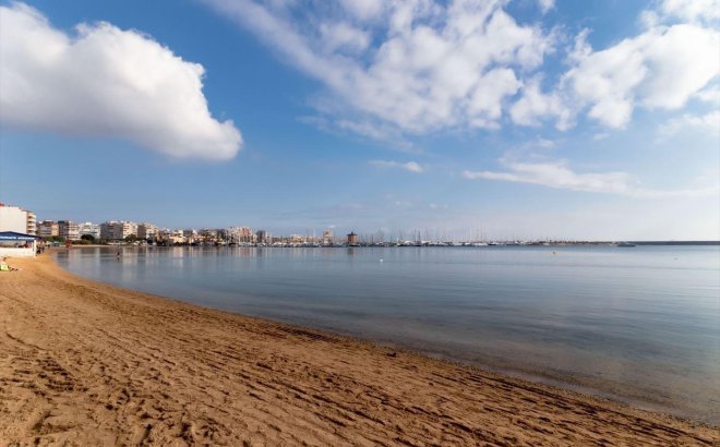 Resale - Bungalow -
Torrevieja - Acequion