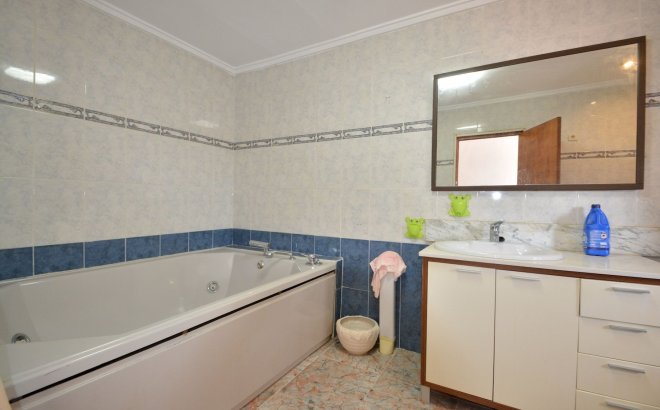 Resale - Town House -
Torrevieja - Costa Blanca