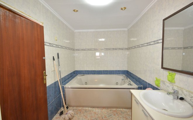 Resale - Town House -
Torrevieja - Costa Blanca