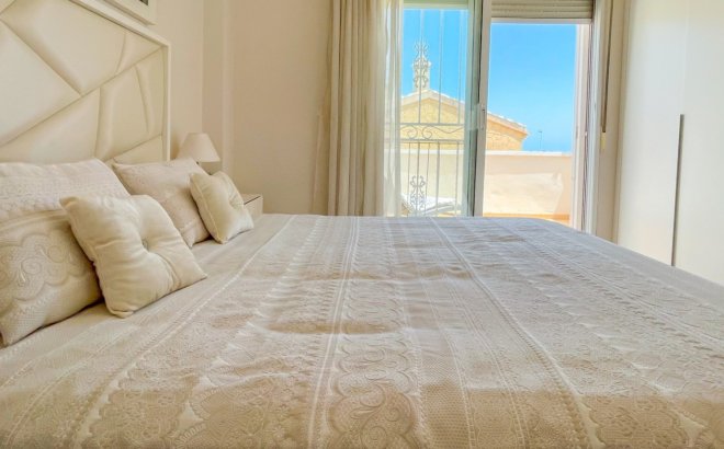 Resale - Town House -
Orihuela Costa - Costa Blanca