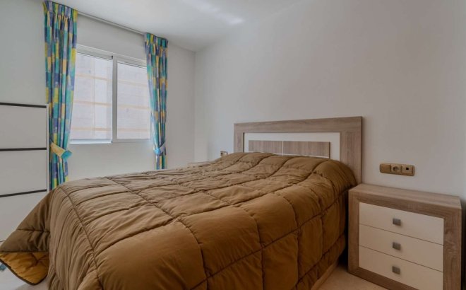 Resale - Apartment -
Torrevieja - Costa Blanca