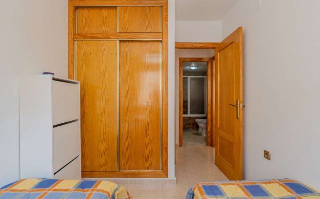 Resale - Apartment -
Torrevieja - Costa Blanca