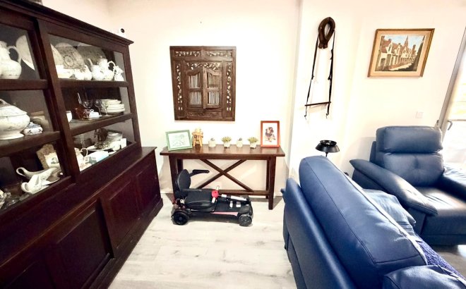 Resale - Apartment -
Orihuela Costa - Costa Blanca