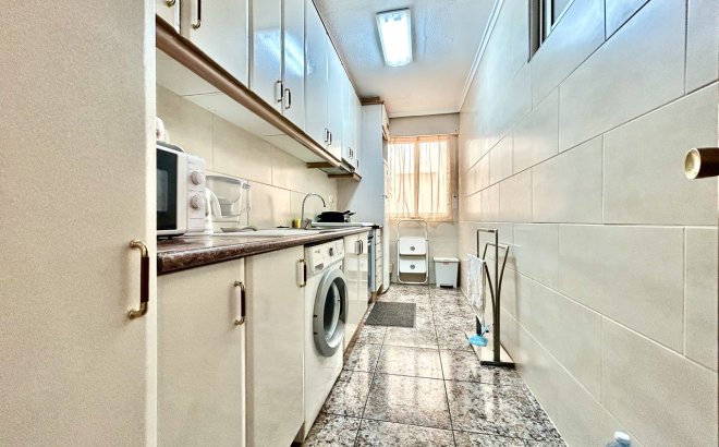 Resale - Apartment -
Punta Prima - Costa Blanca