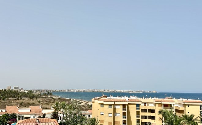 Resale - Apartment -
Punta Prima - Costa Blanca