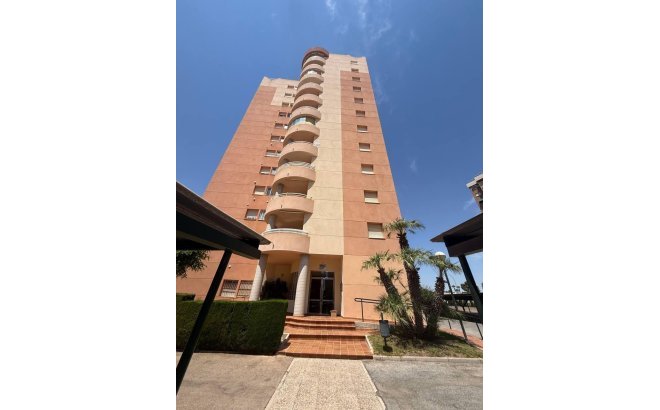 Resale - Apartment -
Orihuela Costa - Campoamor