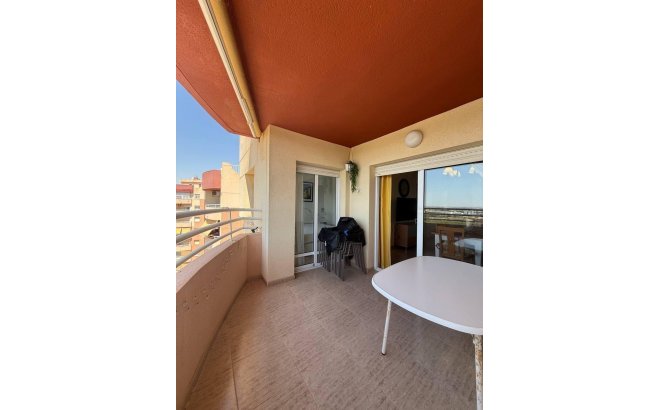 Resale - Apartment -
Orihuela Costa - Campoamor