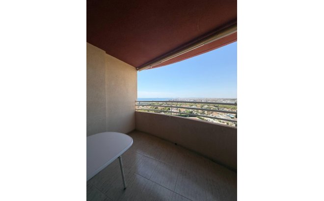Resale - Apartment -
Orihuela Costa - Campoamor