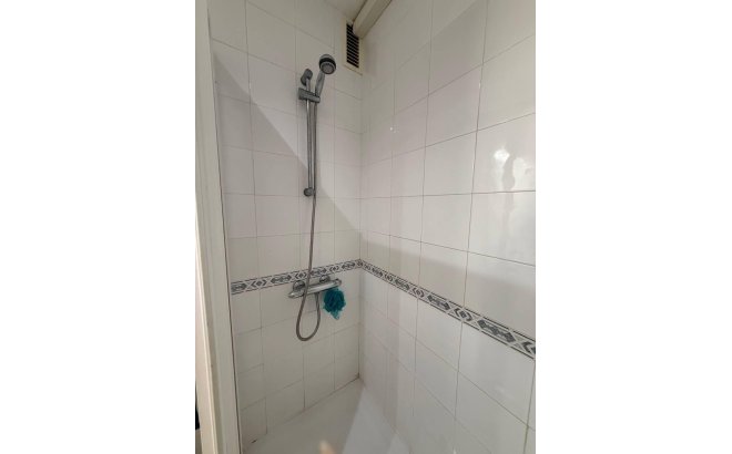 Resale - Apartment -
Orihuela Costa - Campoamor