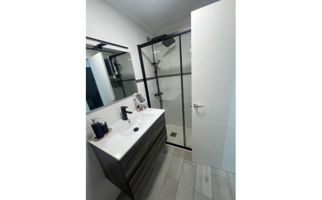 Resale - Apartment -
San Fulgencio - San Fulgencio Pueblo