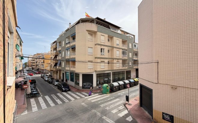 Resale - Apartment -
Torrevieja - Estacion De Autobuses