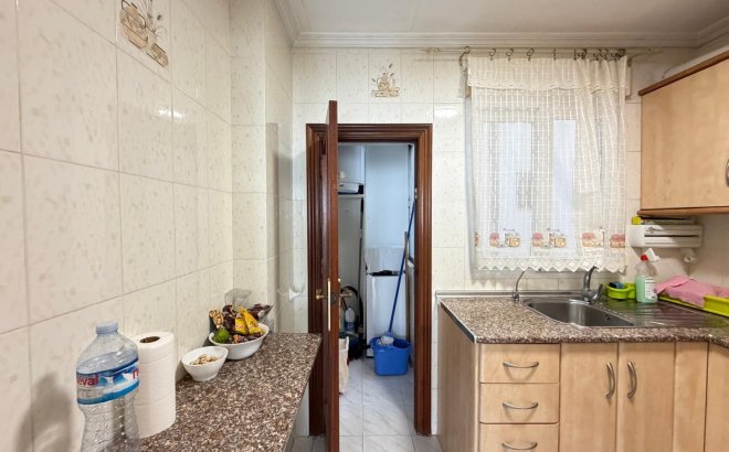 Resale - Apartment -
Torrevieja - Estacion De Autobuses
