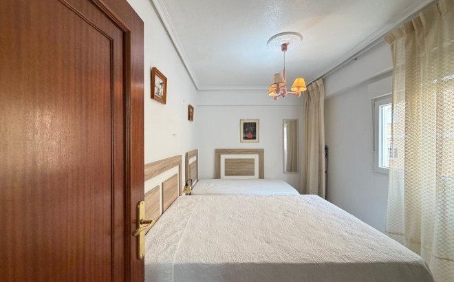 Resale - Apartment -
Torrevieja - Estacion De Autobuses
