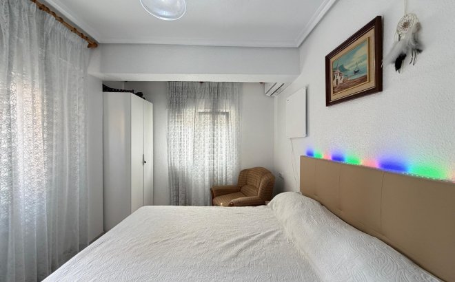Resale - Apartment -
Torrevieja - Estacion De Autobuses