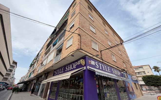 Resale - Apartment -
Torrevieja - Estacion De Autobuses