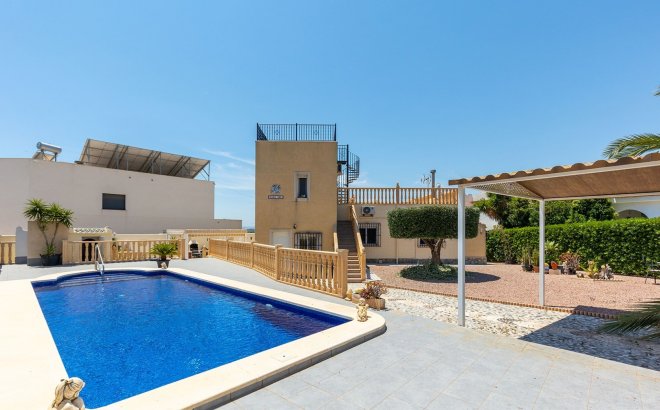 Resale - Villa -
Ciudad Quesada - Costa Blanca