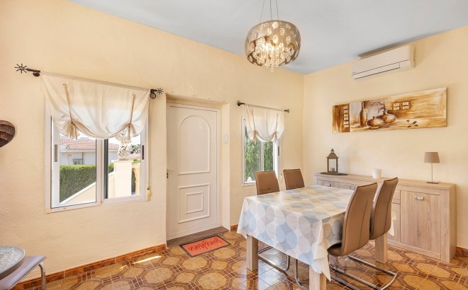 Resale - Villa -
Ciudad Quesada - Costa Blanca