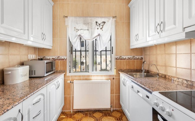 Resale - Villa -
Ciudad Quesada - Costa Blanca