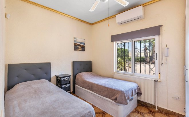 Resale - Villa -
Ciudad Quesada - Costa Blanca