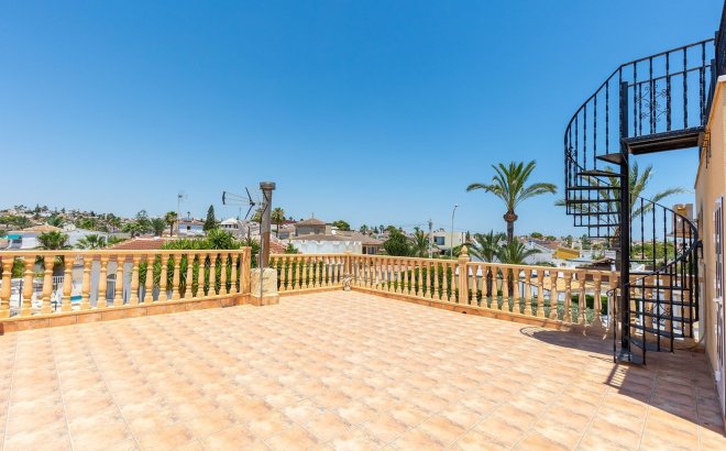 Resale - Villa -
Ciudad Quesada - Costa Blanca