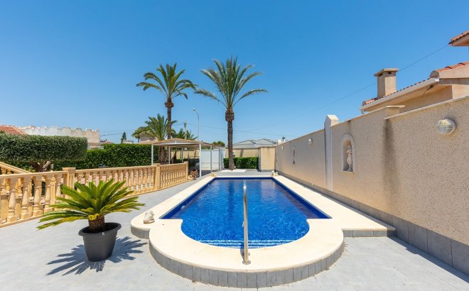 Resale - Villa -
Ciudad Quesada - Costa Blanca